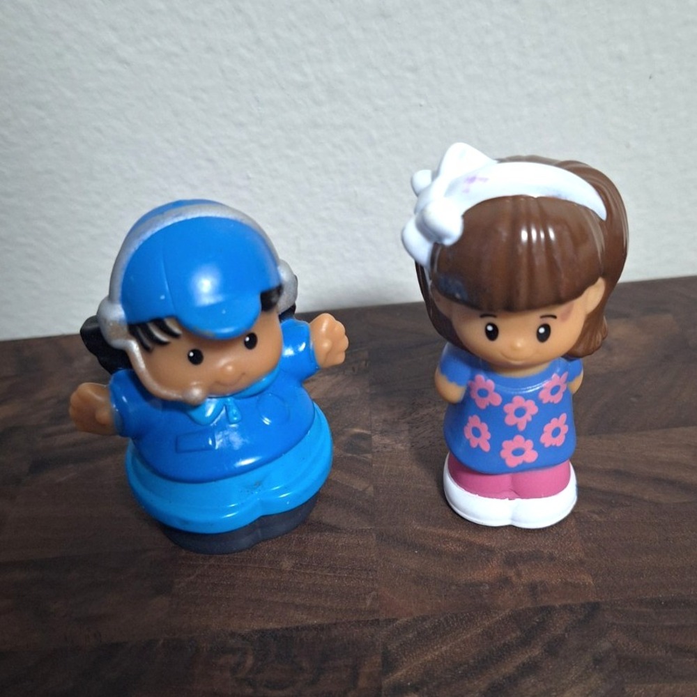 FisherPrice Little People Stewardess Flight Attendant Headset & Floral Girl Lot